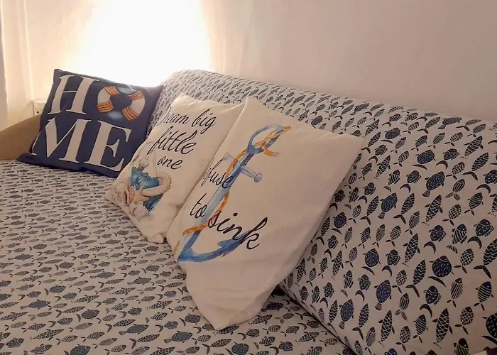 Casa Marina 50 Mt Dal Mare Lägenhet Imperia